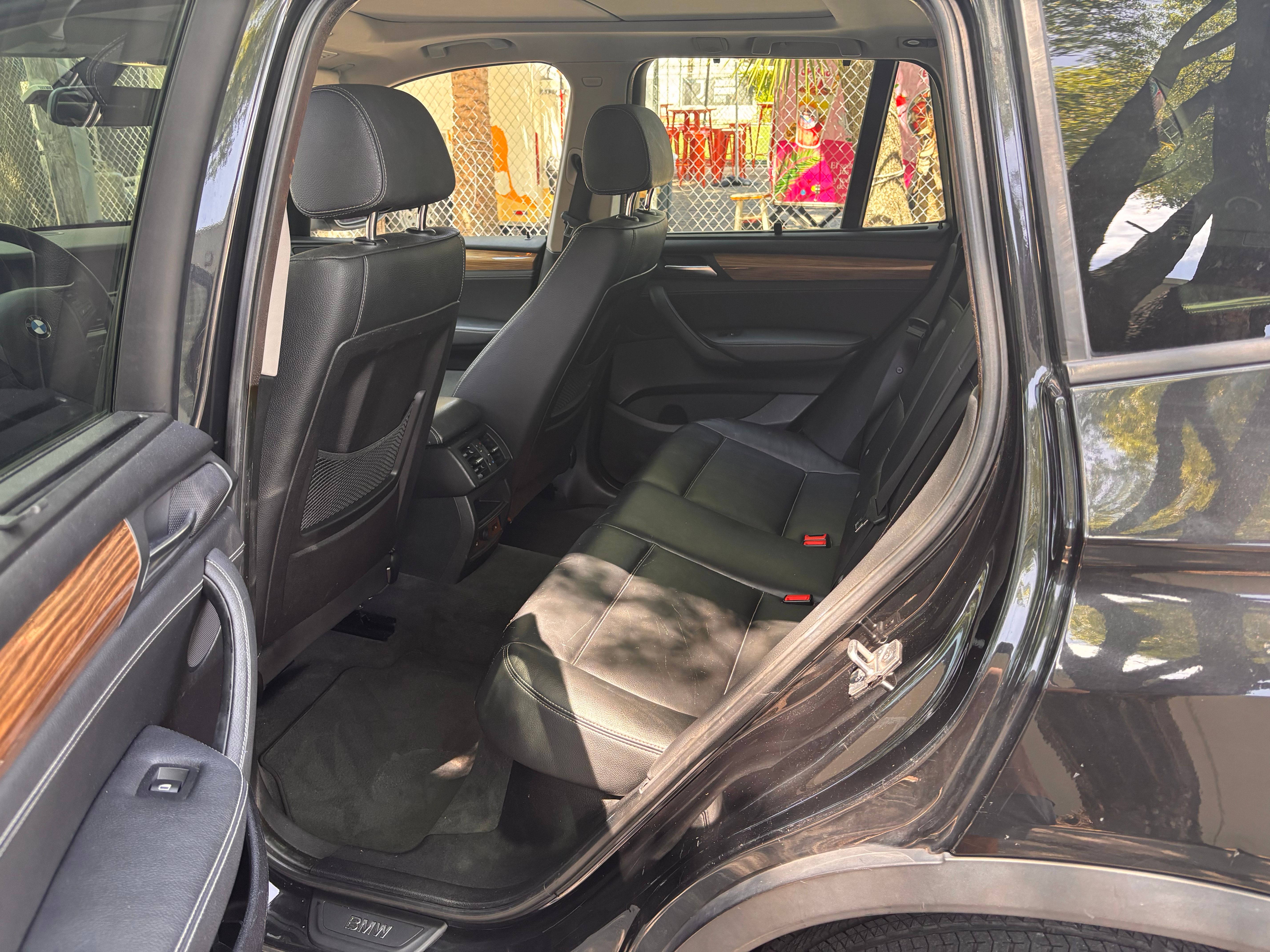 Used 2011 BMW X3 xDrive28i AWD/4WD image 8