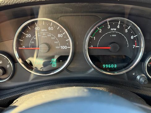 Used 2014 Jeep Wrangler Unlimited Sport w/ Quick Order Package 24S AWD/4WD image 8