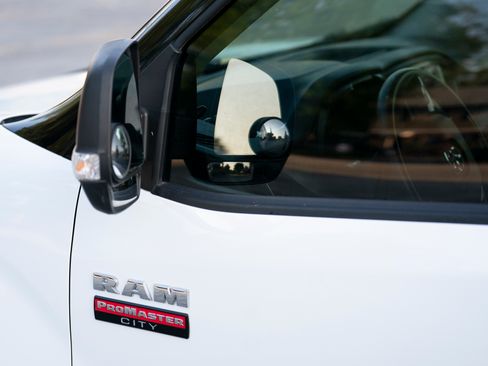 Used 2018 RAM ProMaster City Tradesman FWD image 30