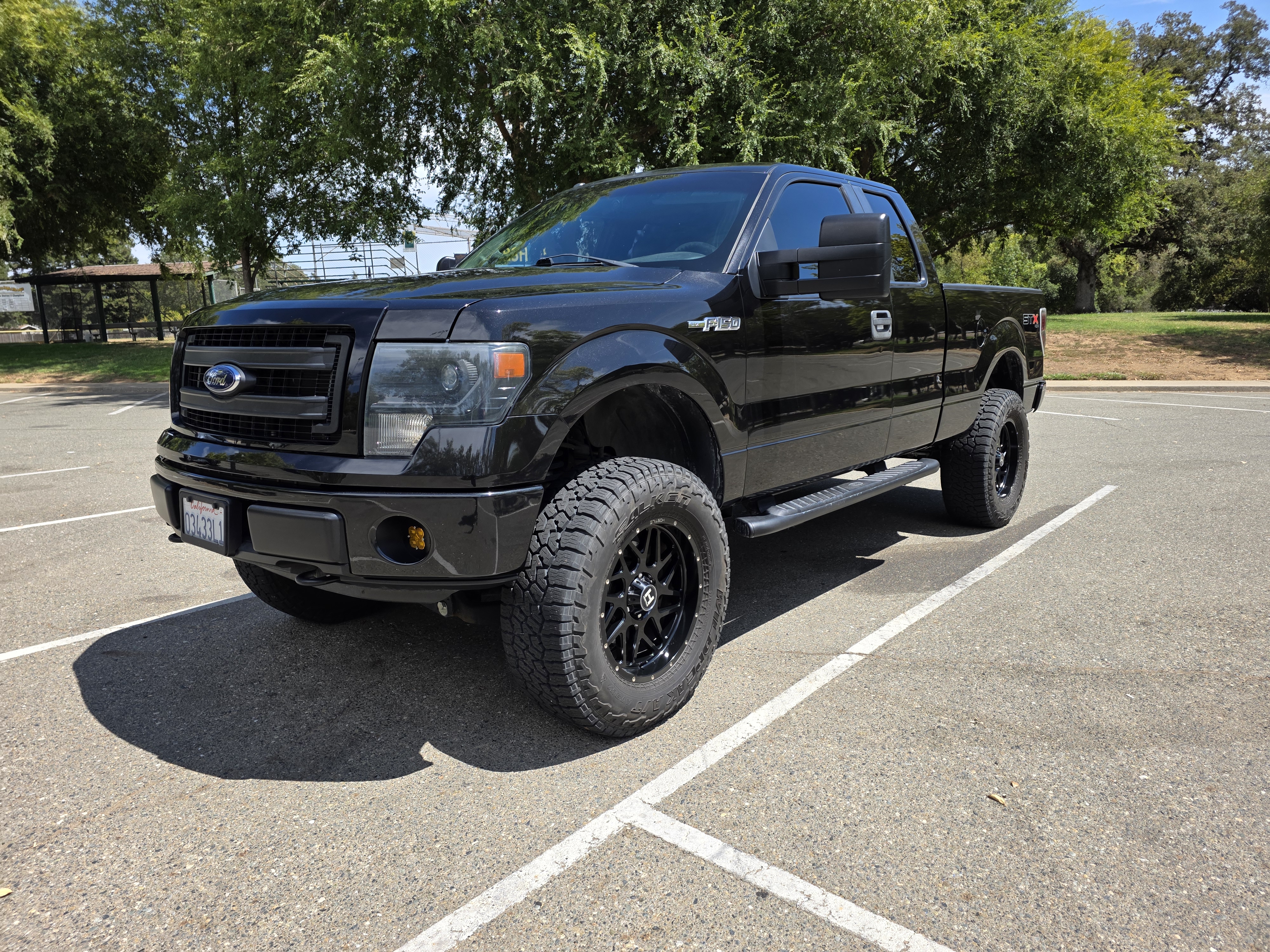 Used 2013 Ford F150 STX w/ Mid Equipment Group AWD/4WD image 1