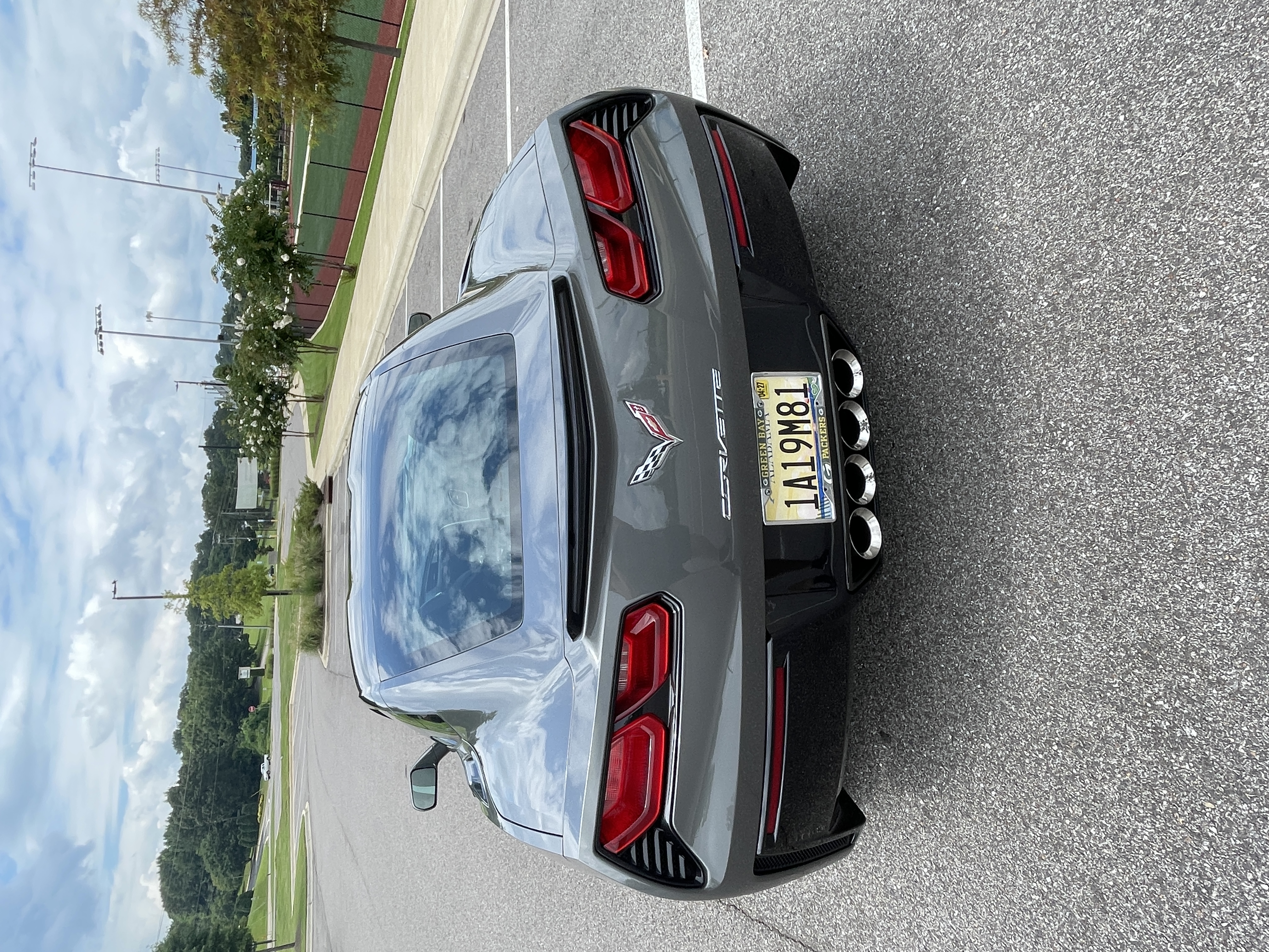 Used 2015 Chevrolet Corvette Stingray Coupe RWD image 2