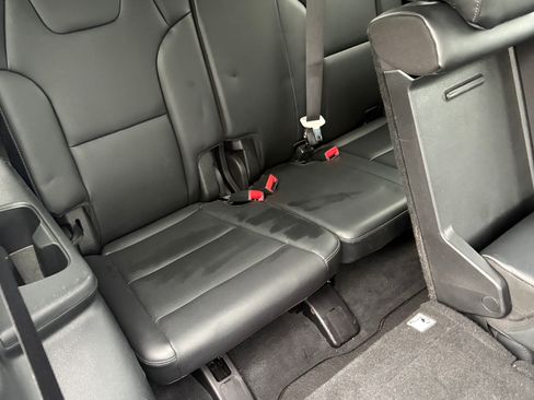 Used 2020 Kia Telluride S w/ S 8 Passenger Seating Package image 8