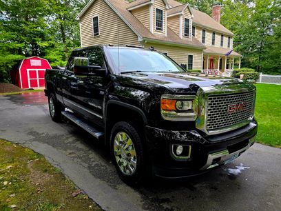 Used 2017 GMC Sierra 2500 Denali w/ Suspension Package, Off-Road