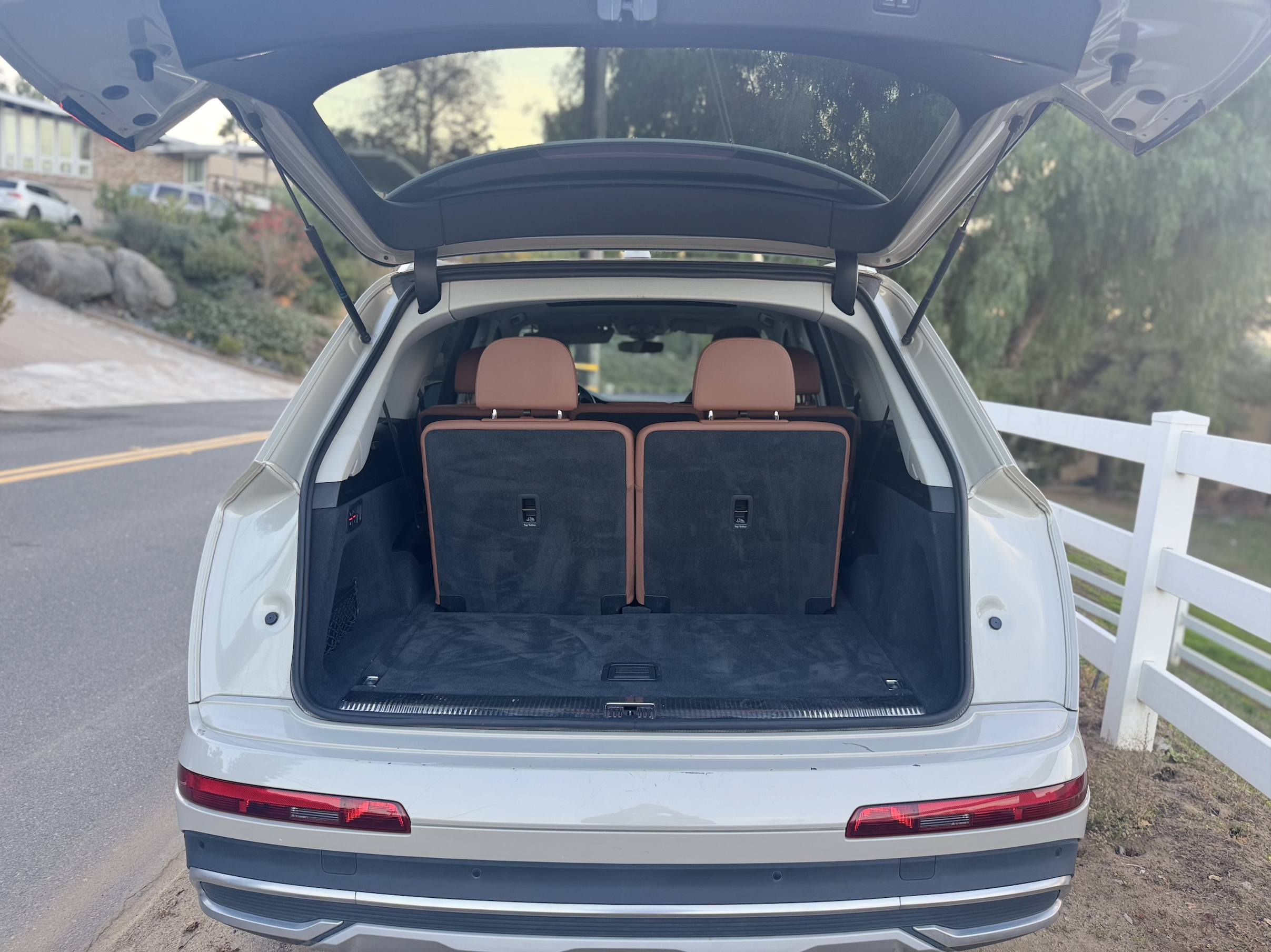 Used 2021 Audi Q7 3.0T Premium Plus w/ Premium Plus Package AWD/4WD image 11