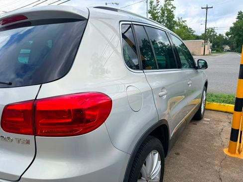Used 2013 Volkswagen Tiguan S FWD image 12