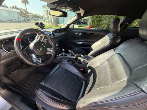 Used 2018 Ford Mustang GT Premium image 5