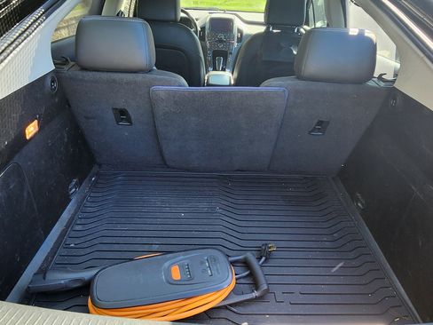 Used 2012 Chevrolet Volt Premium w/ Premium Trim Package image 21