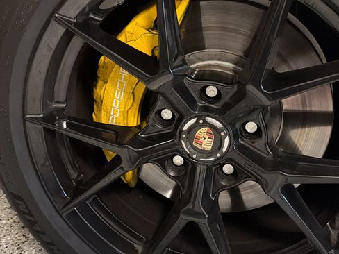 Used 2021 Porsche Taycan 4S w/ Performance Package AWD/4WD image 16