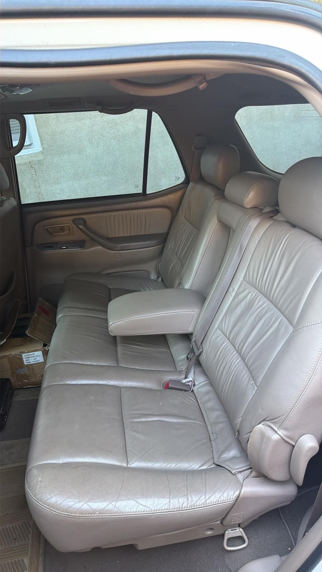 Used 2001 Toyota Sequoia Limited AWD/4WD image 15