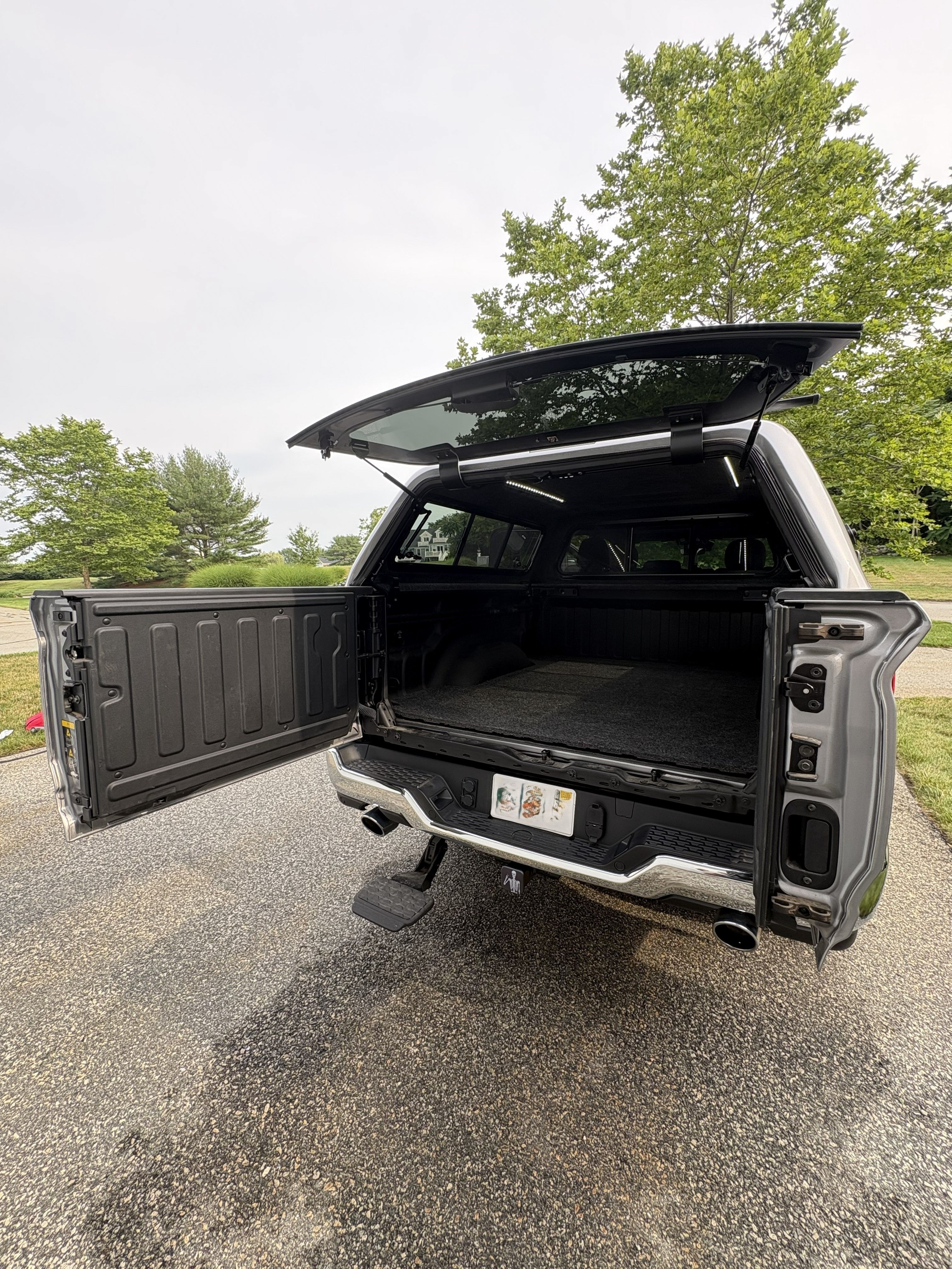 Used 2025 RAM 1500 Big Horn AWD/4WD image 13