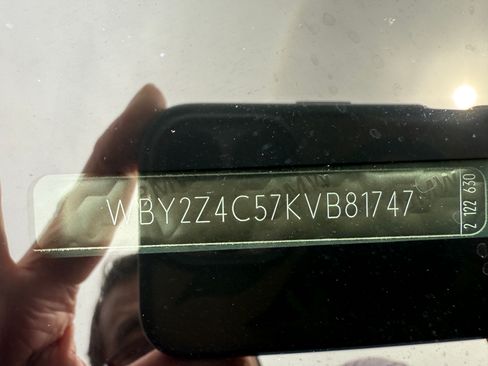 Used 2019 BMW i8 Coupe image 16