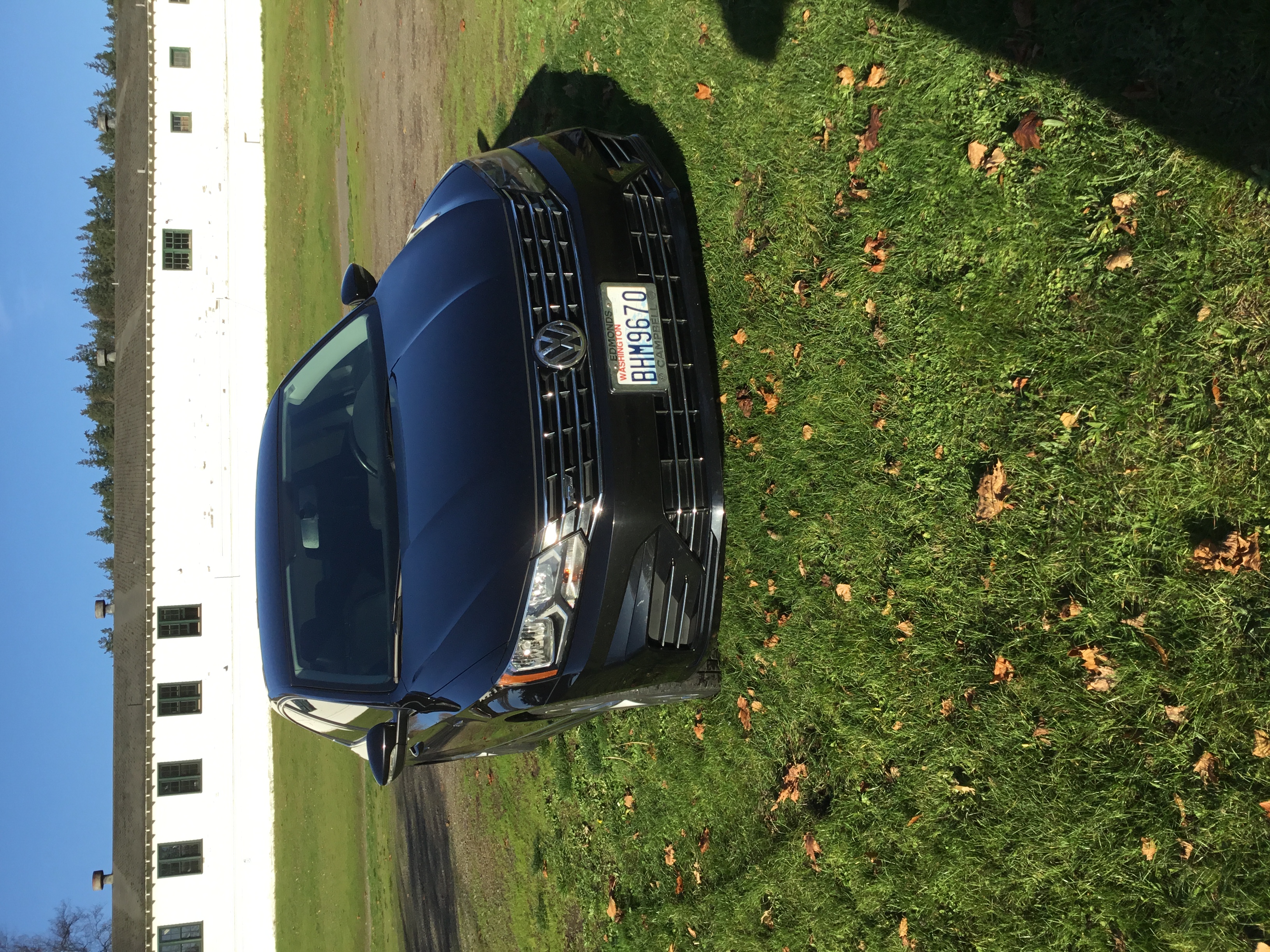 Used 2017 Volkswagen Passat 1.8T R-Line FWD image 5