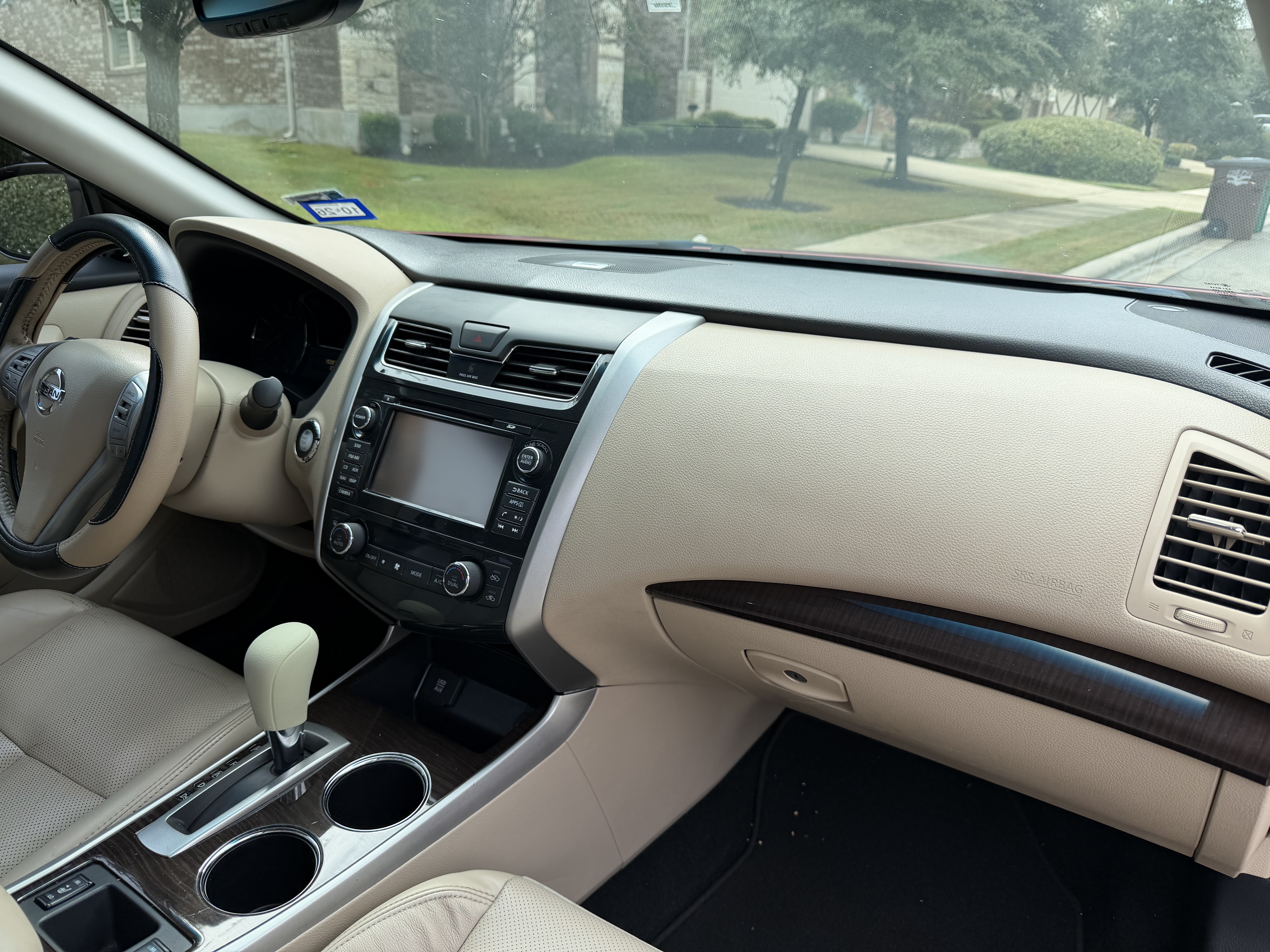 Used 2015 Nissan Altima 2.5 SL w/ Technology Package FWD image 20