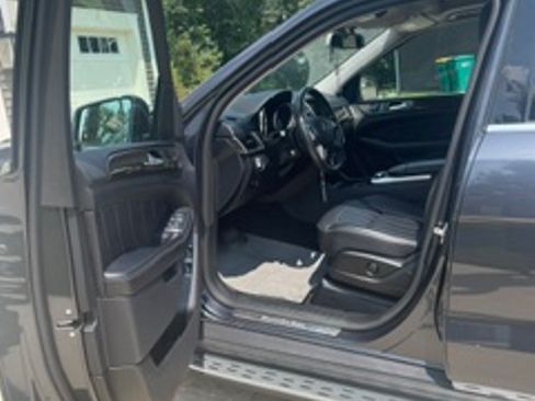 Used 2015 Mercedes-Benz GL 450 4MATIC image 16