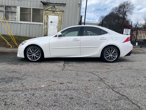 Used 2015 Lexus IS 250 image 15