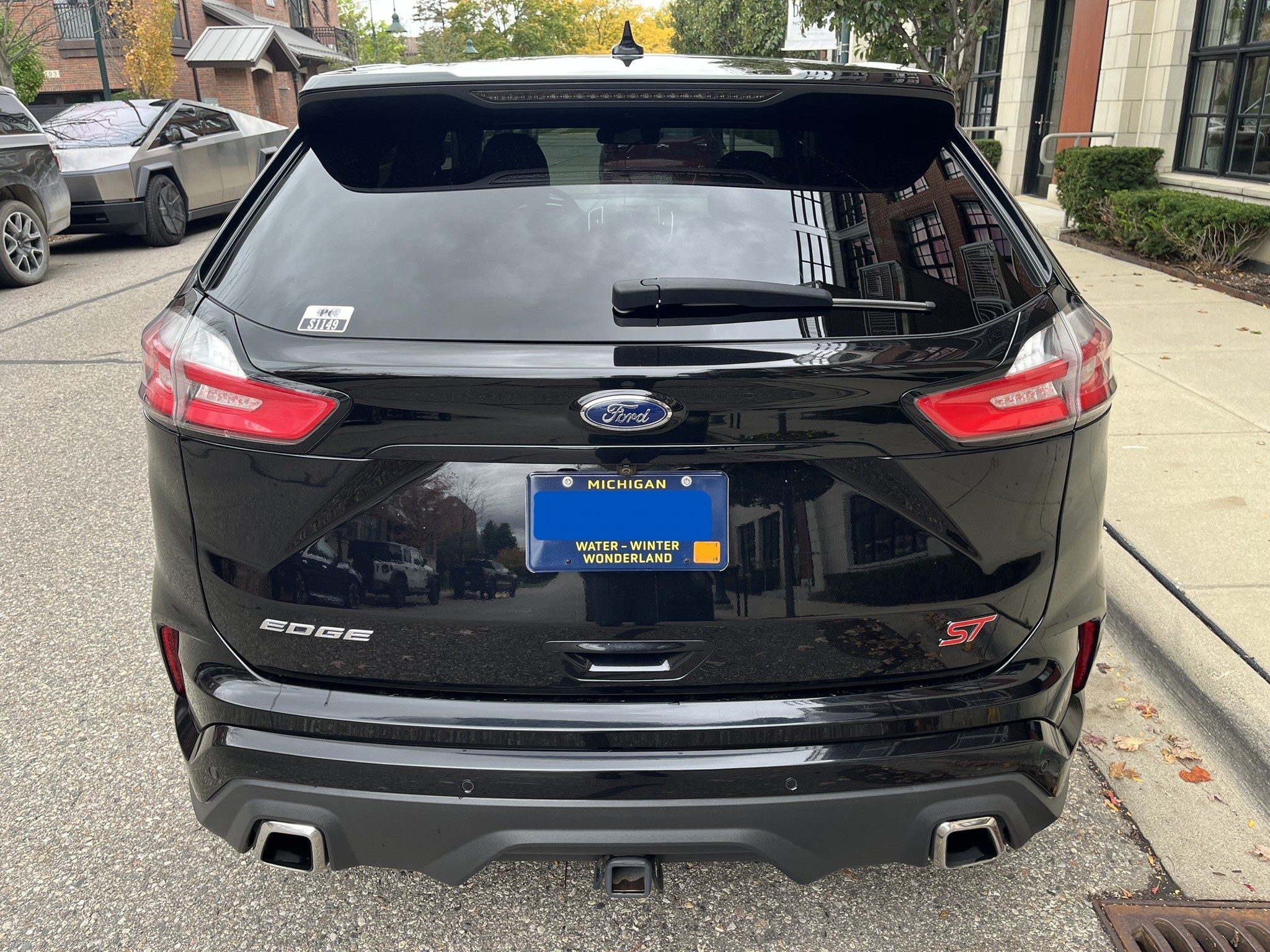 Used 2019 Ford Edge ST w/ Equipment Group 401A AWD/4WD image 6