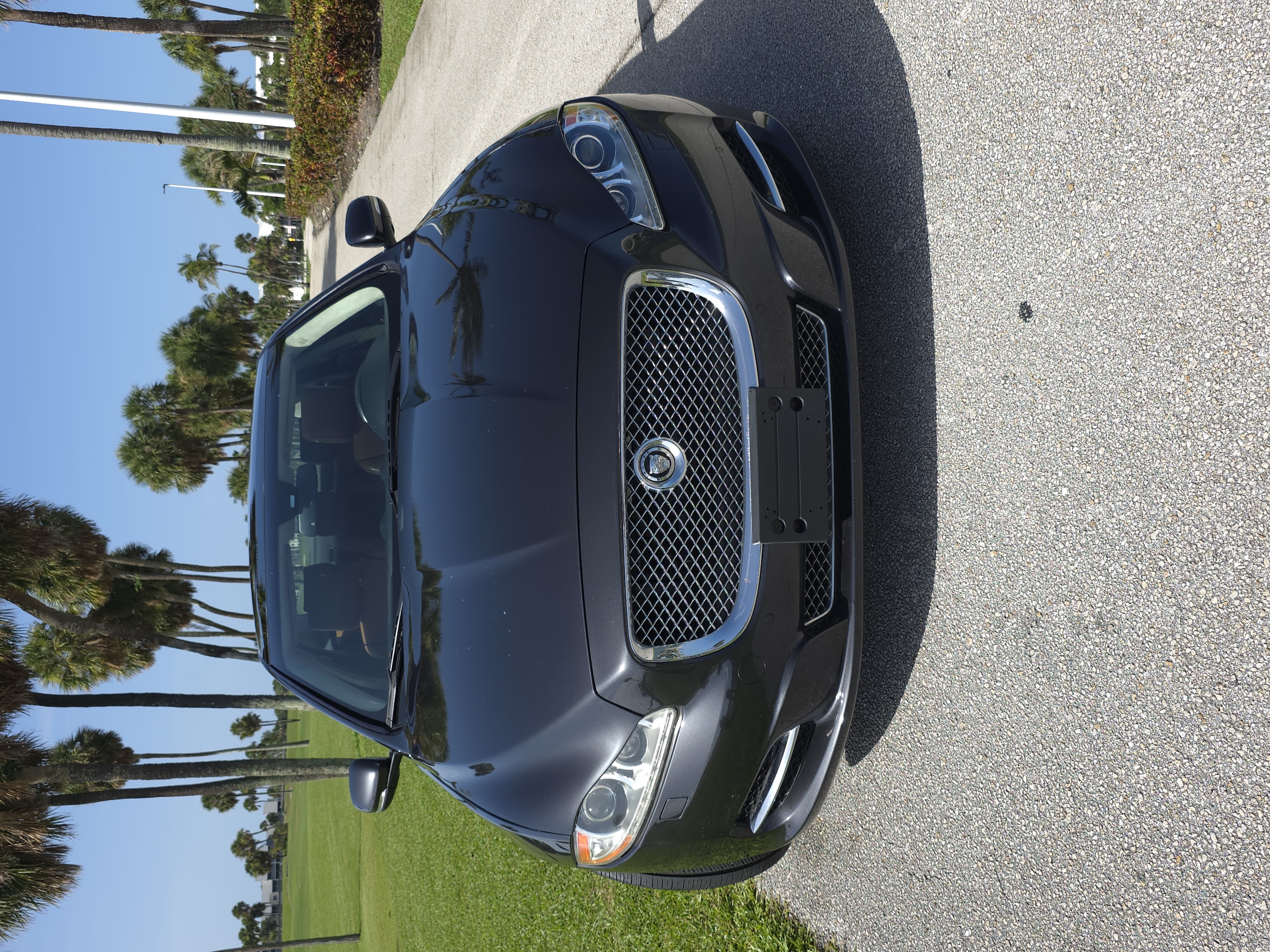 Used 2011 Jaguar XJ L RWD image 5