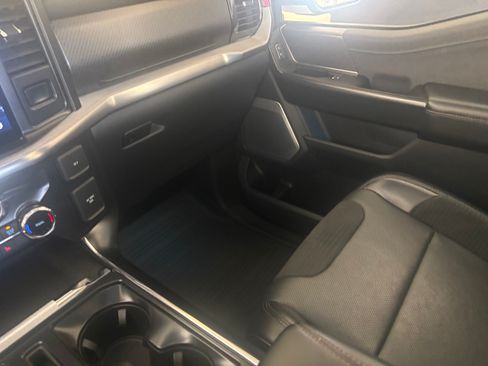 Used 2022 Ford F150 Raptor w/ Equipment Group 801A High AWD/4WD image 8