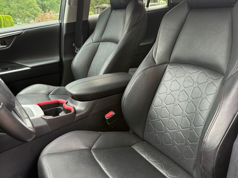 Used 2021 Toyota RAV4 TRD Off-Road w/ TRD Off-Road Weather Package AWD/4WD image 8