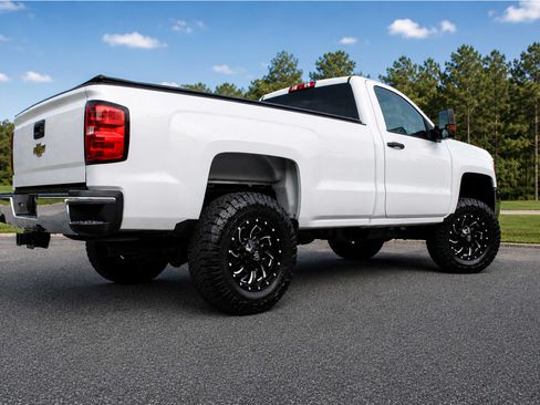 Used 2015 Chevrolet Silverado 2500 W/T w/ WT Convenience Package AWD/4WD image 2