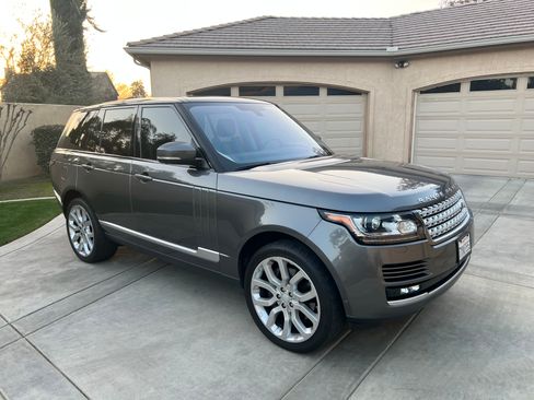 Used 2016 Land Rover Range Rover Supercharged image 4