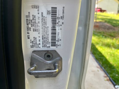 Used 2014 Ford Transit Connect XL image 11