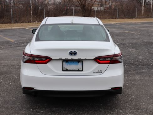 Used 2022 Toyota Camry LE w/ Cold Weather Package image 8