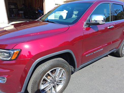 Used 2020 Jeep Grand Cherokee Limited w/ Luxury Group II image 4