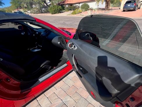 Used 2007 Nissan 350Z Touring image 11