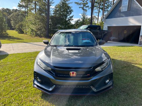 Used 2019 Honda Civic Type R image 6