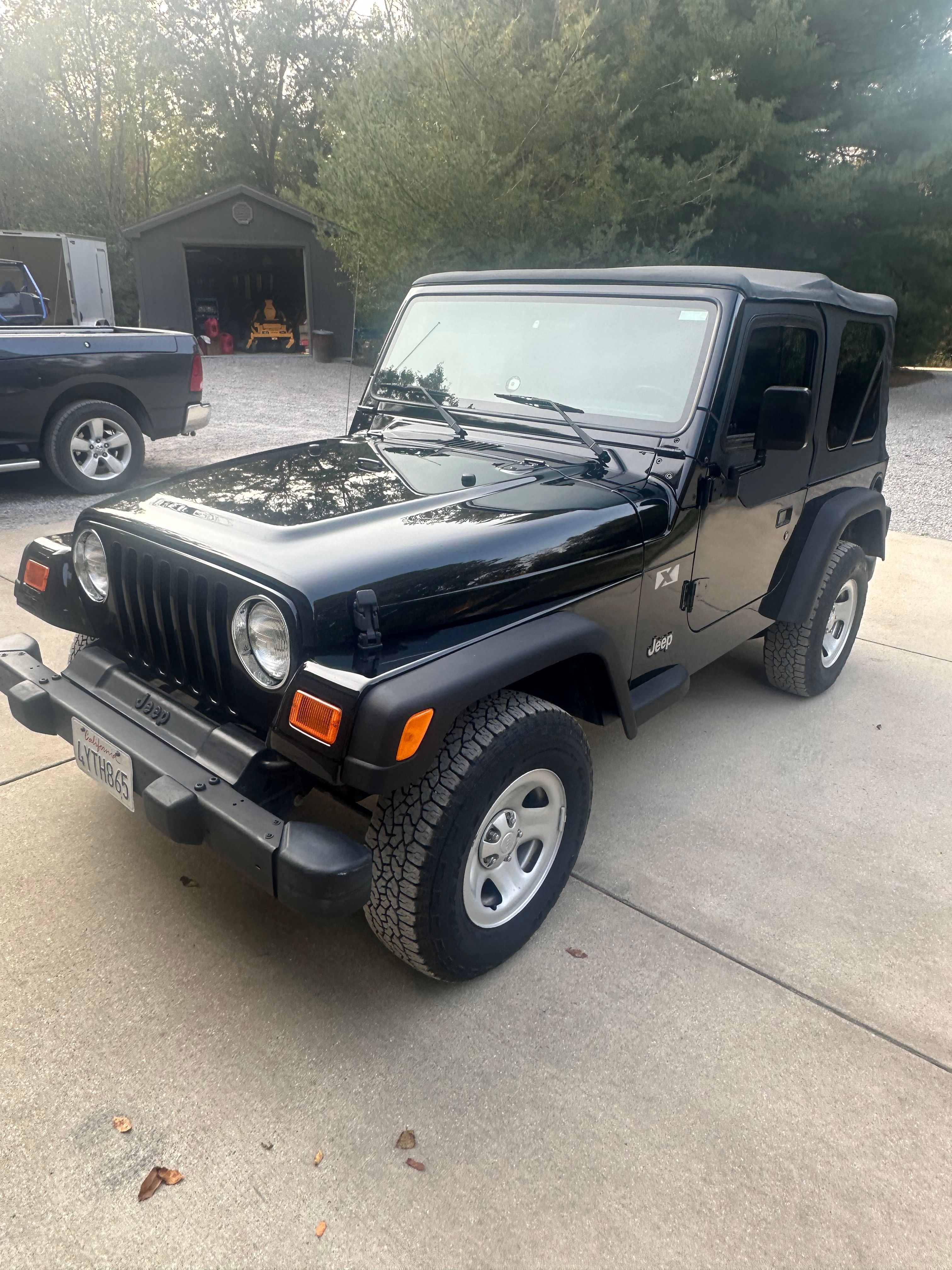 Used 2002 Jeep Wrangler X AWD/4WD image 2