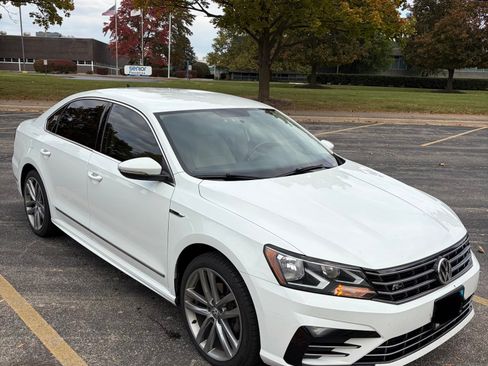 Used 2017 Volkswagen Passat 1.8T R-Line image 8