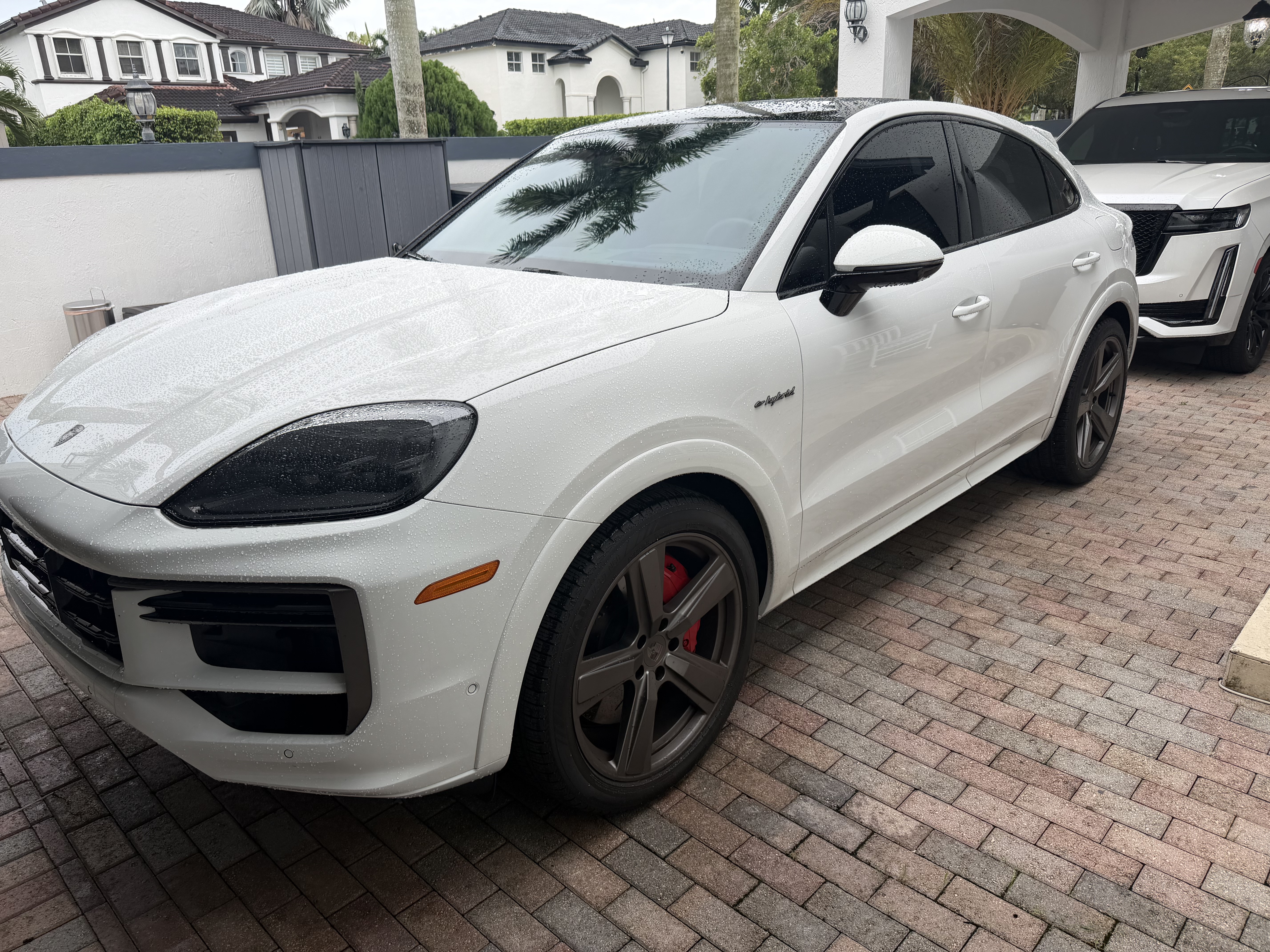 Used 2026 Porsche Cayenne Turbo AWD/4WD image 10