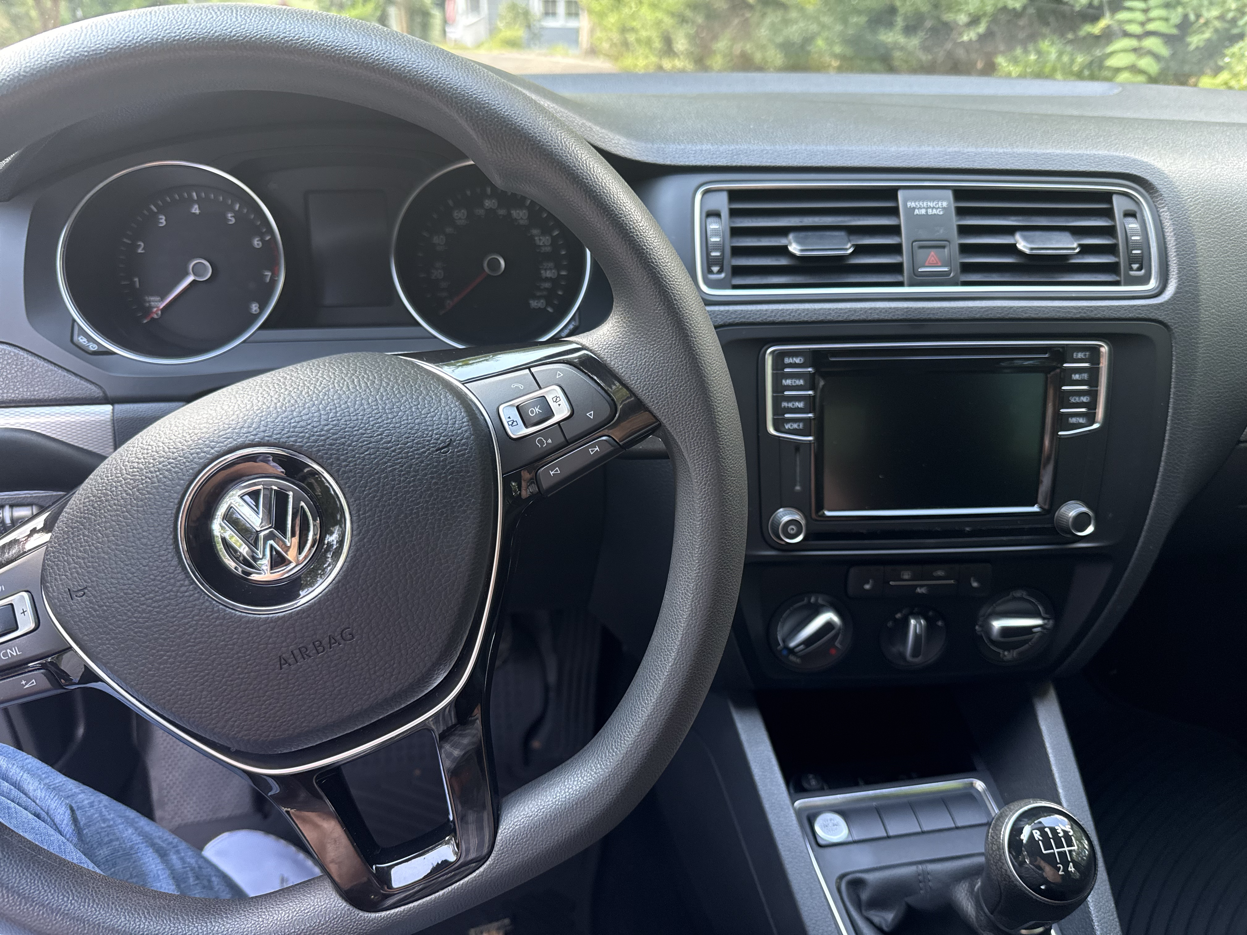 Used 2016 Volkswagen Jetta SE FWD image 5