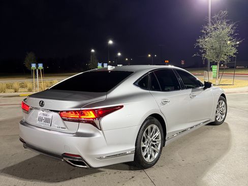 Used 2019 Lexus LS 500 w/ Interior Upgrade Package image 4