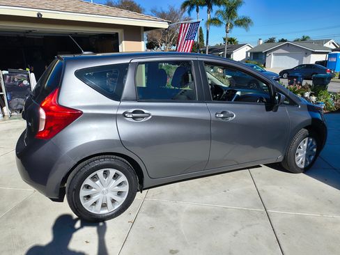 Used 2016 Nissan Versa Note SV image 1