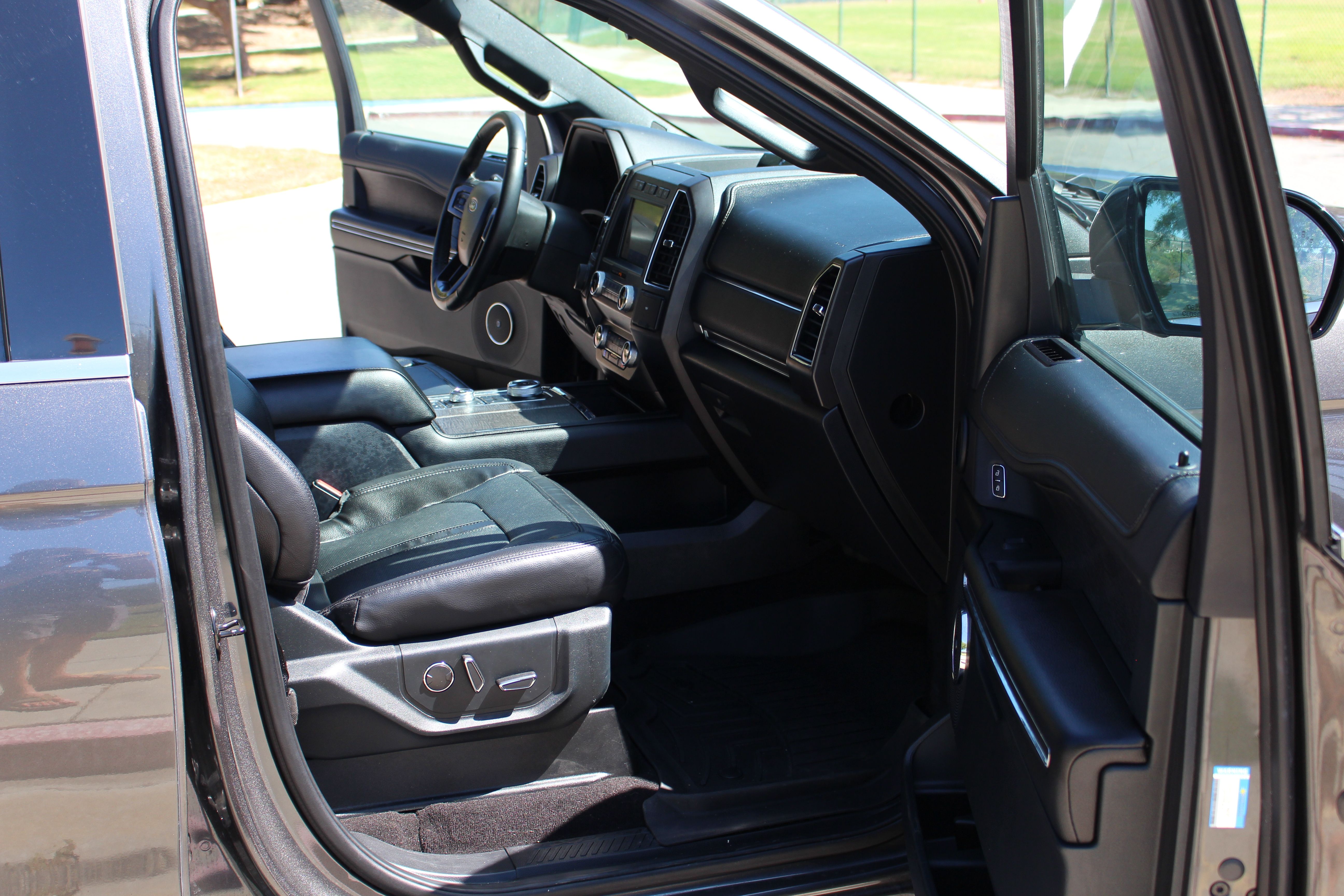 Used 2021 Ford Expedition Max Limited AWD/4WD image 14