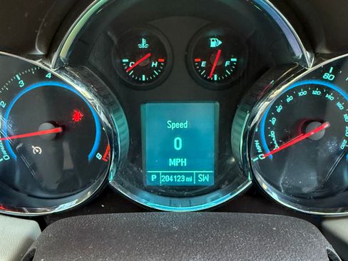 Used 2012 Chevrolet Cruze LT w/ RS Package image 12