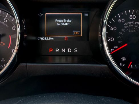 Used 2015 Ford Mustang Coupe RWD image 10