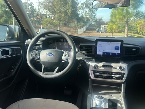 Used 2021 Ford Explorer 2WD image 4