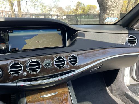 Used 2016 Mercedes-Benz S 550 4MATIC Sedan image 18