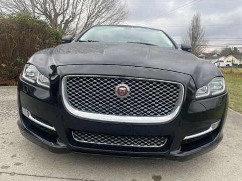 Used 2016 Jaguar XJ R-Sport AWD/4WD image 6