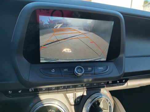 Used 2017 Chevrolet Camaro SS image 16