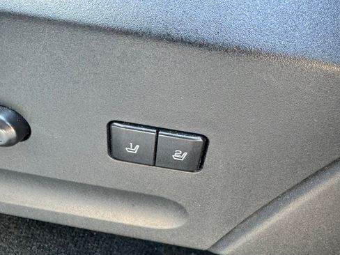 Used 2017 Ford Expedition Limited image 17