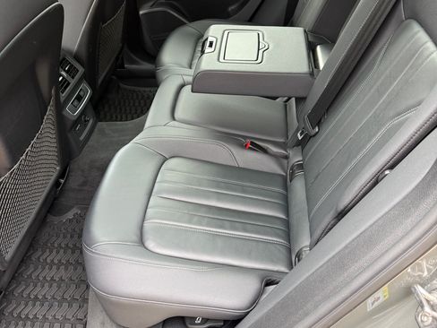 Used 2023 Audi Q5 2.0T Premium Plus w/ Premium Plus Package image 13