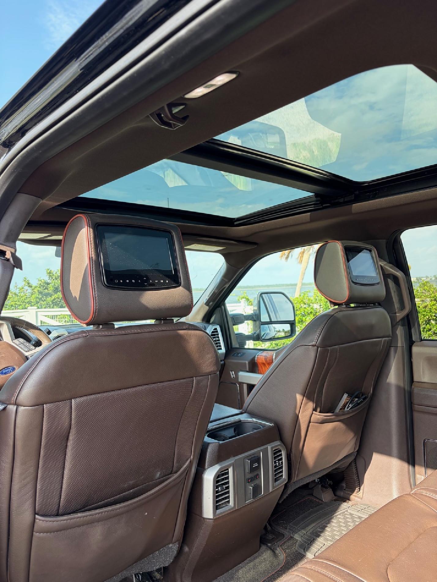 Used 2017 Ford F250 King Ranch w/ King Ranch Ultimate Package AWD/4WD image 8