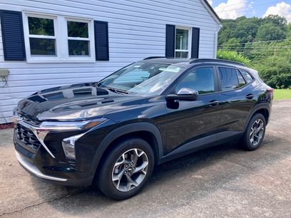 Used 2024 Chevrolet Trax LT