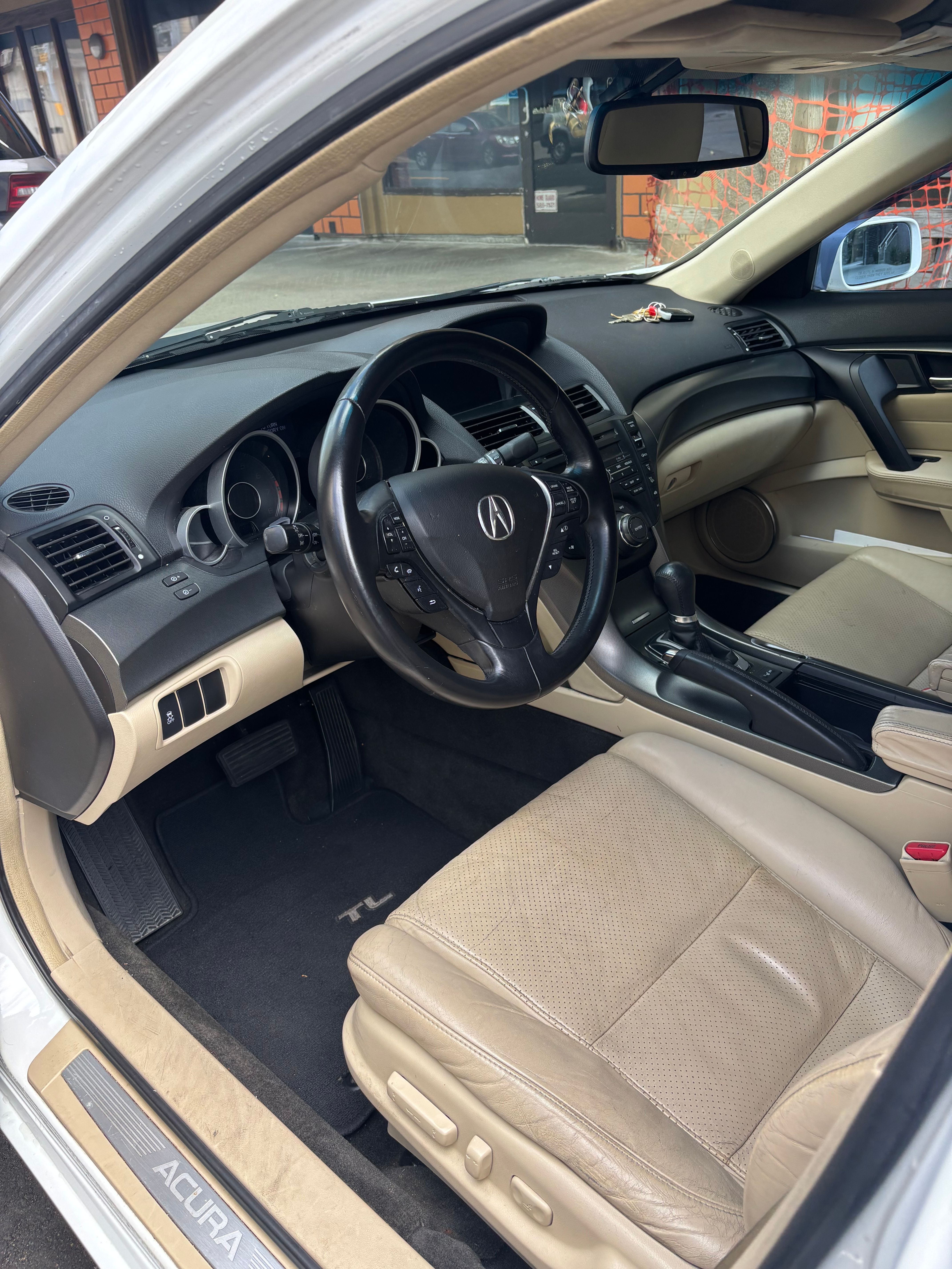 Used 2012 Acura TL w/ Technology Package FWD image 9