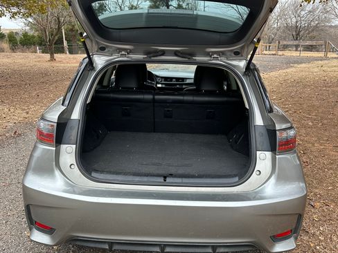 Used 2017 Lexus CT 200h w/ Seat Comfort Package image 15