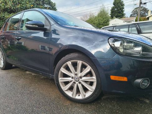 Used 2014 Volkswagen Golf TDI image 8
